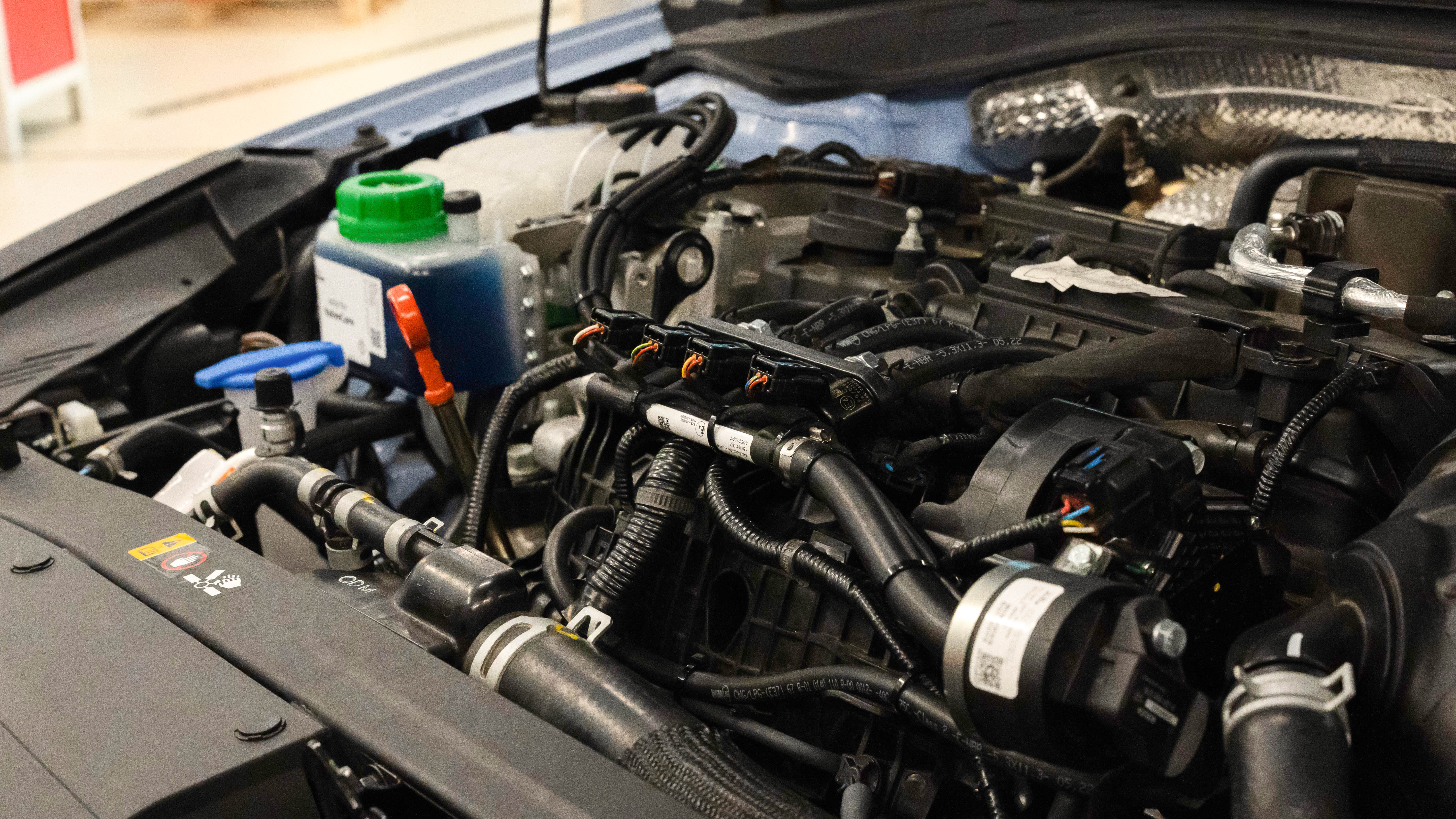 Hyundai I30N - engine compartment